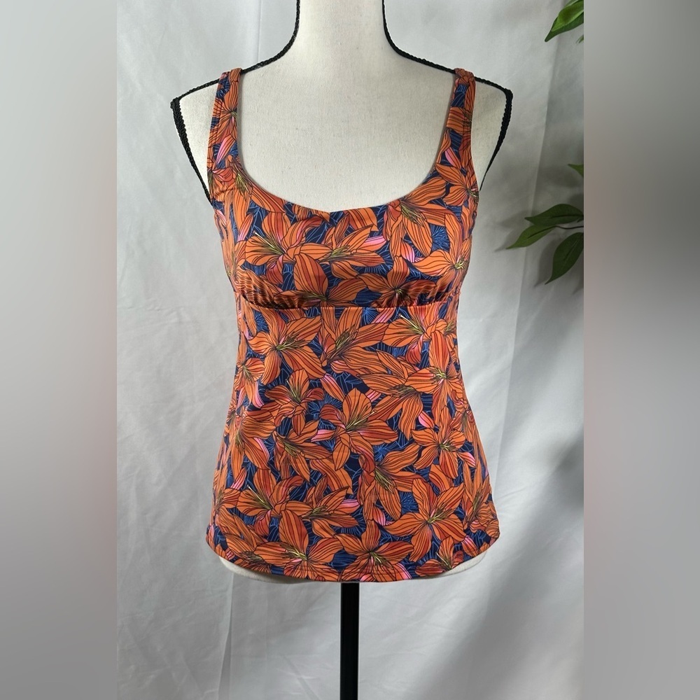 Lands' End Floral Tankini Top in Blue and 🍑 - Picture 6 of 12